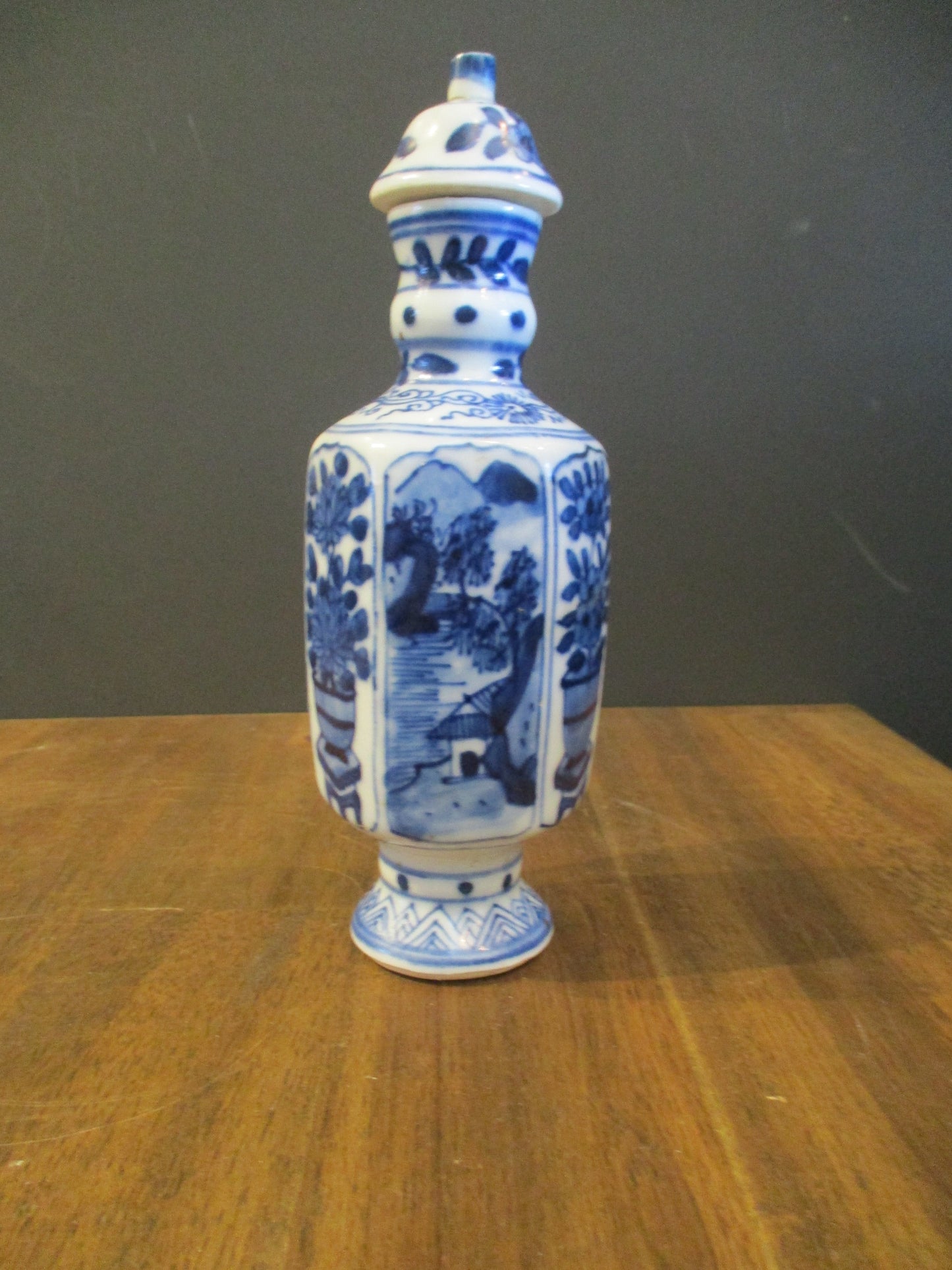 Chinese Shipwreck Porcelain Lidded Vase