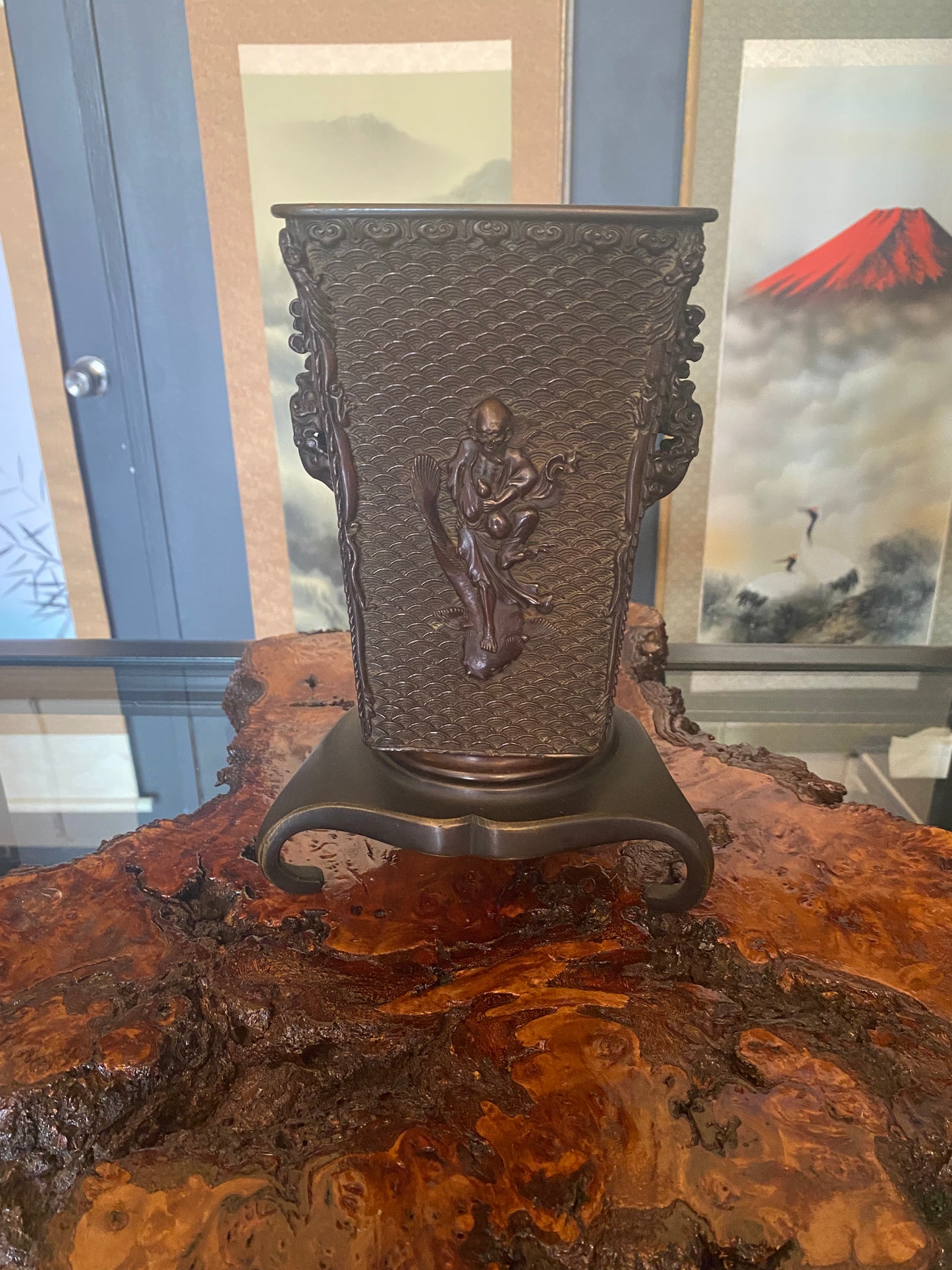 Outstanding Japanese Bronze Vase
