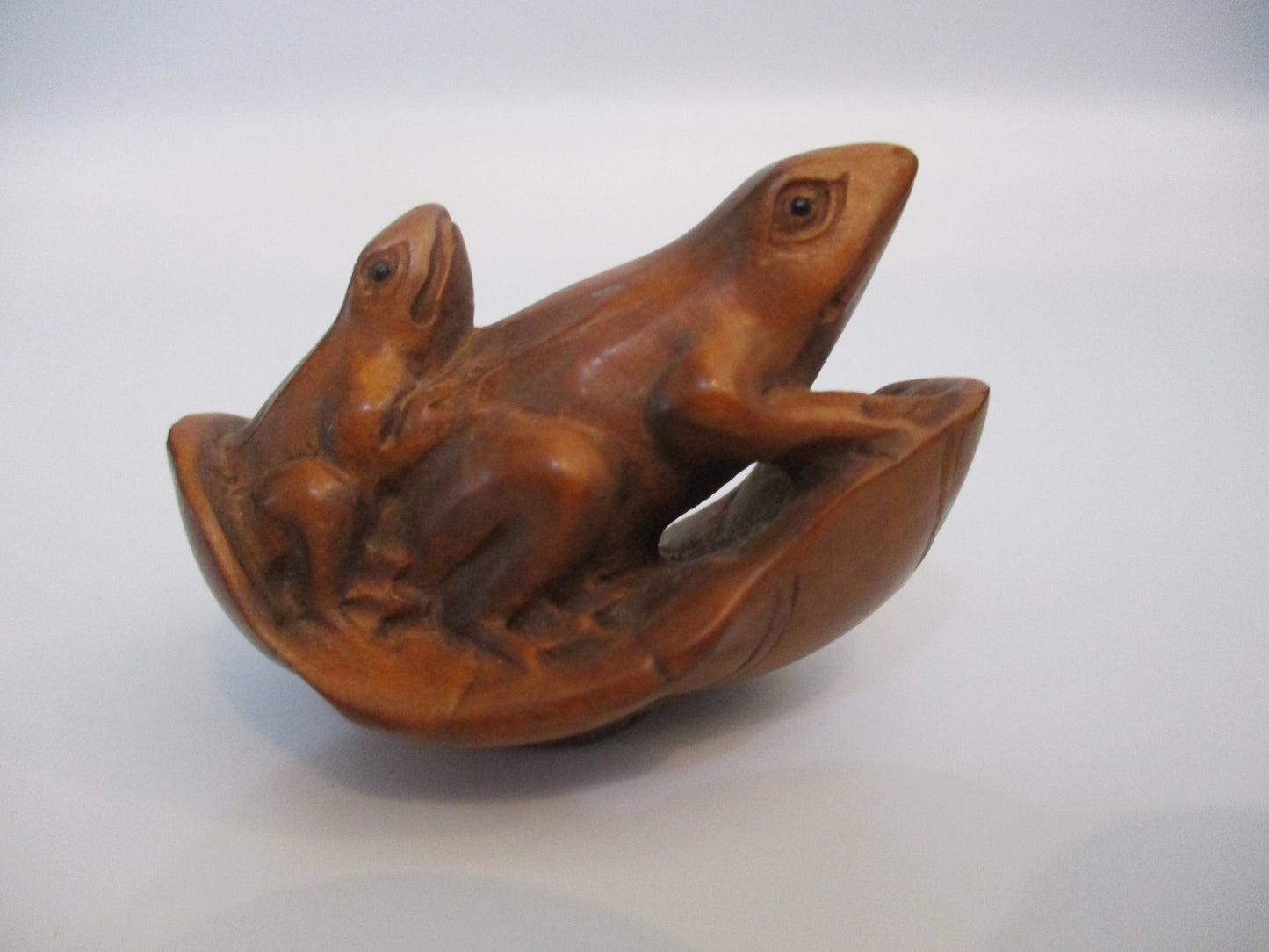 Boxwood Netsuke - Frog